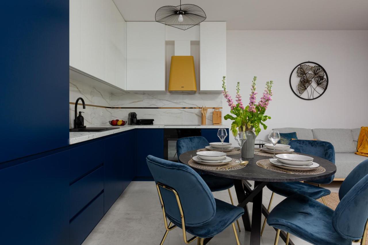 Soho 18 Apartment By Renters Prestige Варшава Екстериор снимка